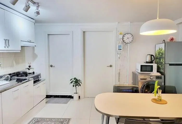 Appartement To With 1-story House Near Itaewon Stn 5min Walk *