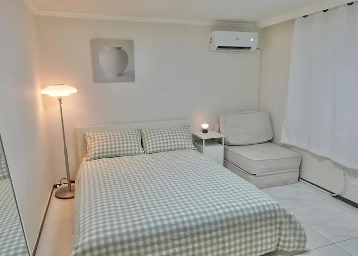 Appartement To With 1-story House Near Itaewon Stn 5min Walk
